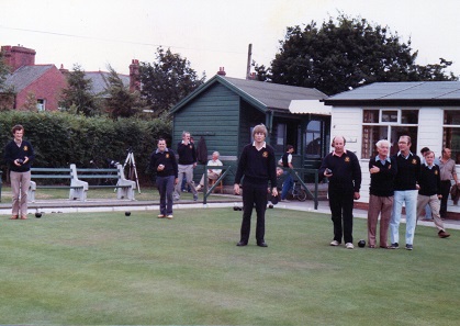 men bowling